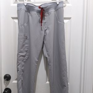 FIGS Kades in Cement